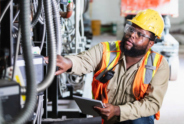 Best 24-Hour Electrician  in Saratoga, WY